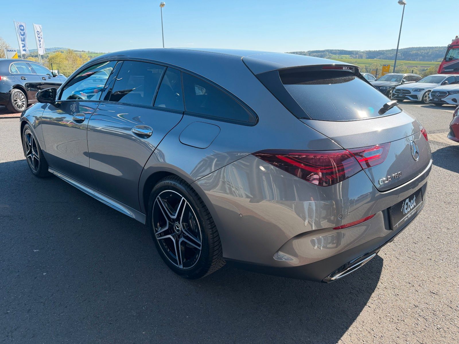 Fahrzeugabbildung Mercedes-Benz CLA 180 SB AMG+Pano+Burm+Distr+360+Night