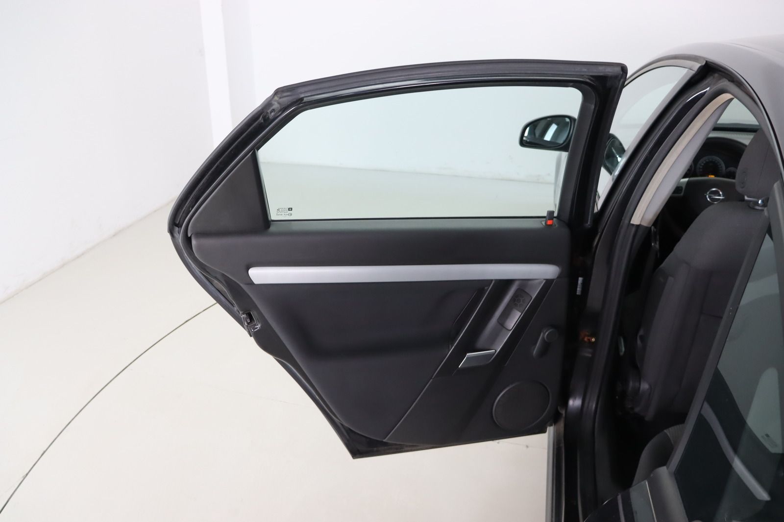 Fahrzeugabbildung Opel Vectra C 1.8 Edition * Gas * Klima * HU 05.2027