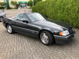 Mercedes-Benz SL 300 - Mercedes-Benz SL 300 in Stuttgart