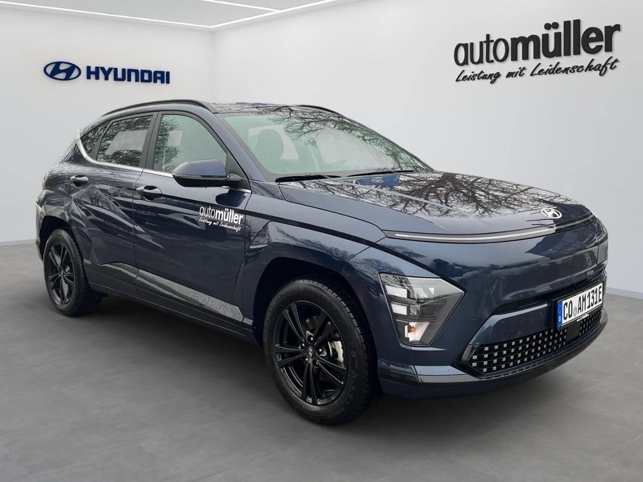 Fahrzeugabbildung Hyundai KONA ADVANTAGE ACC AUT Akustikglas Fernlichtass.