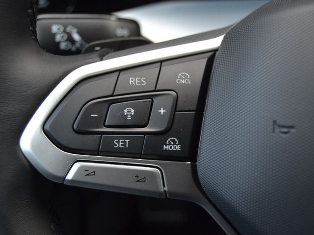 Golf VIII 1.5 eTSI DSG Energy AHK/PLUS-PAKET/LED