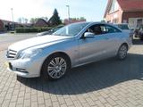 Mercedes-Benz Coupe E 200 CGI BlueEfficiency Navi,Xenon,PDC++ - Mercedes-Benz E 200 aus 2011