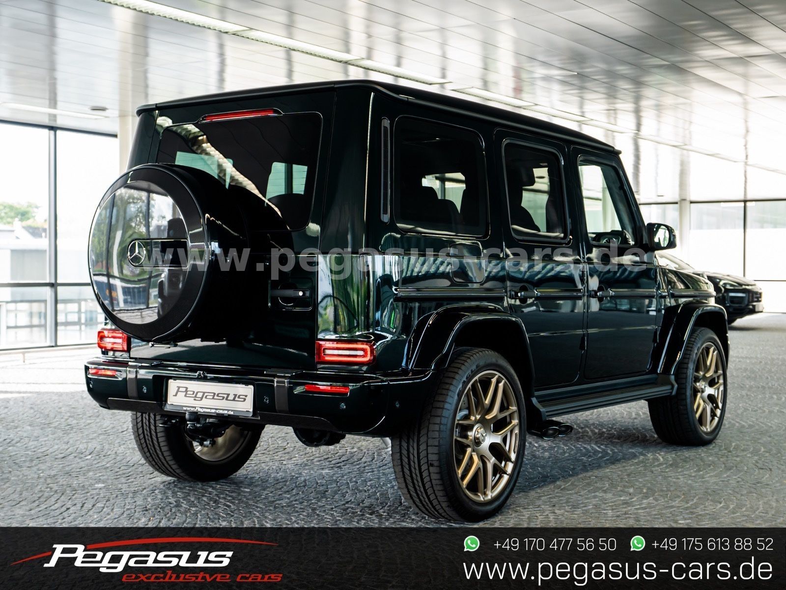 MERCEDES-BENZ G 63 AMG - 8