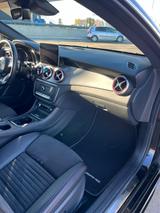 Mercedes-Benz CLA 250 Shooting Brake CLA 250 4MATIC DCT Sh... - schwarze Mercedes-Benz CLA 250 Shooting Brake