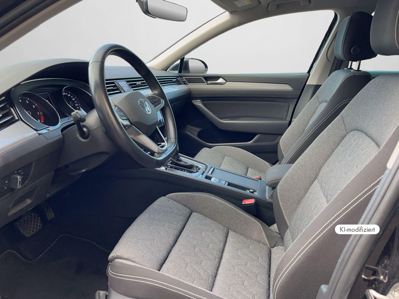 Volkswagen Passat Variant BUSINESS 1.5 TSI DSG LED NAVI AHK