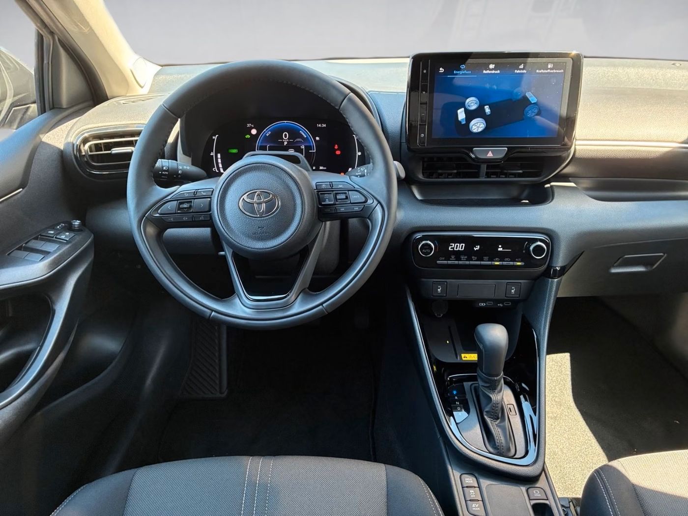 Fahrzeugabbildung Toyota Yaris Teamplayer 1.5-l-Hybrid KAMERA LED ACC