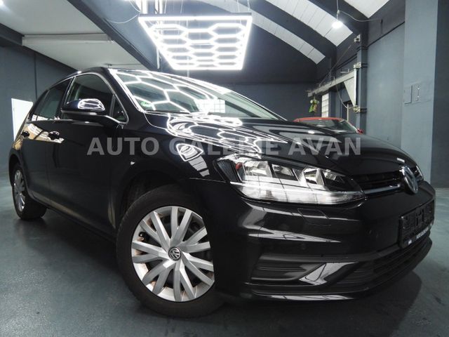 Volkswagen GOLF 1.0 TSI