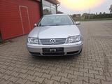 Volkswagen Bora 1.6 Automatik  - Volkswagen Bora: Automatik