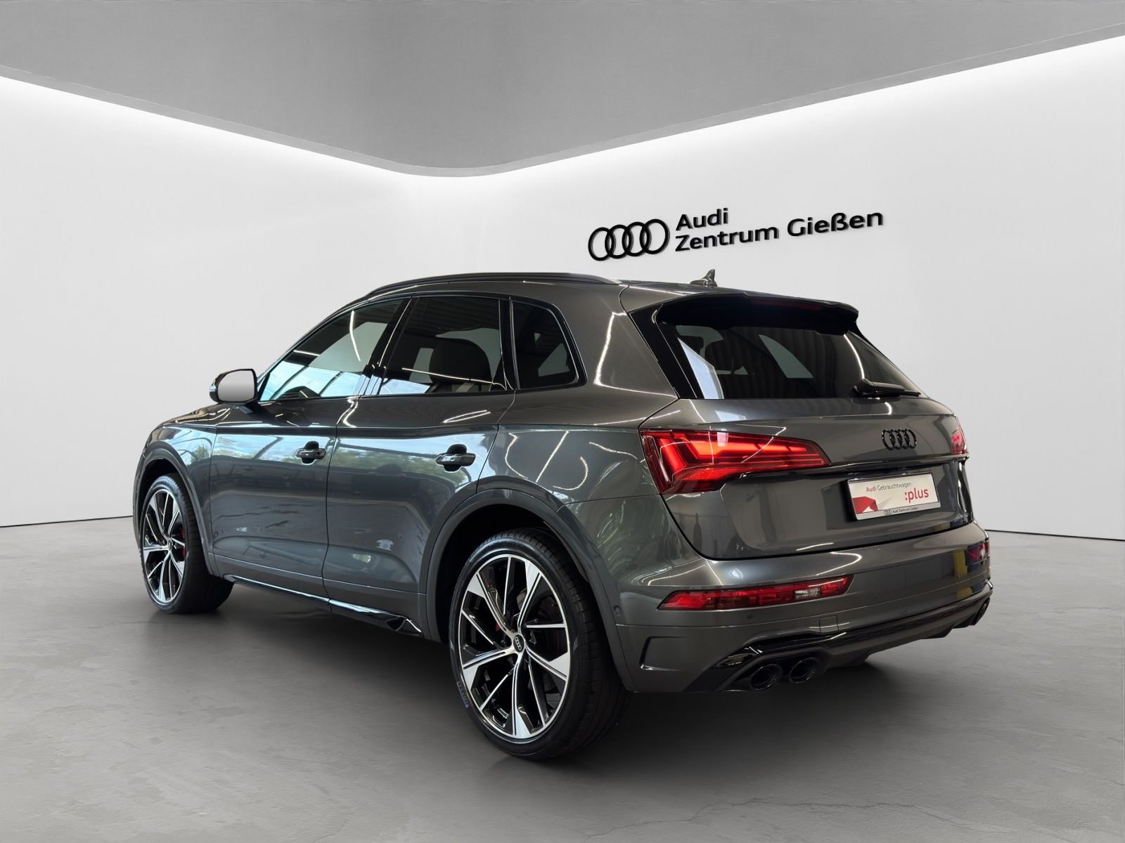 Audi SQ5 TDI quattro Black HuD Matrix B&O AHK DESIGN- imagem 3