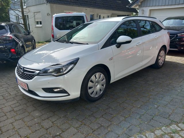 Opel Astra K 1.6 D Sports Tourer Business AHK