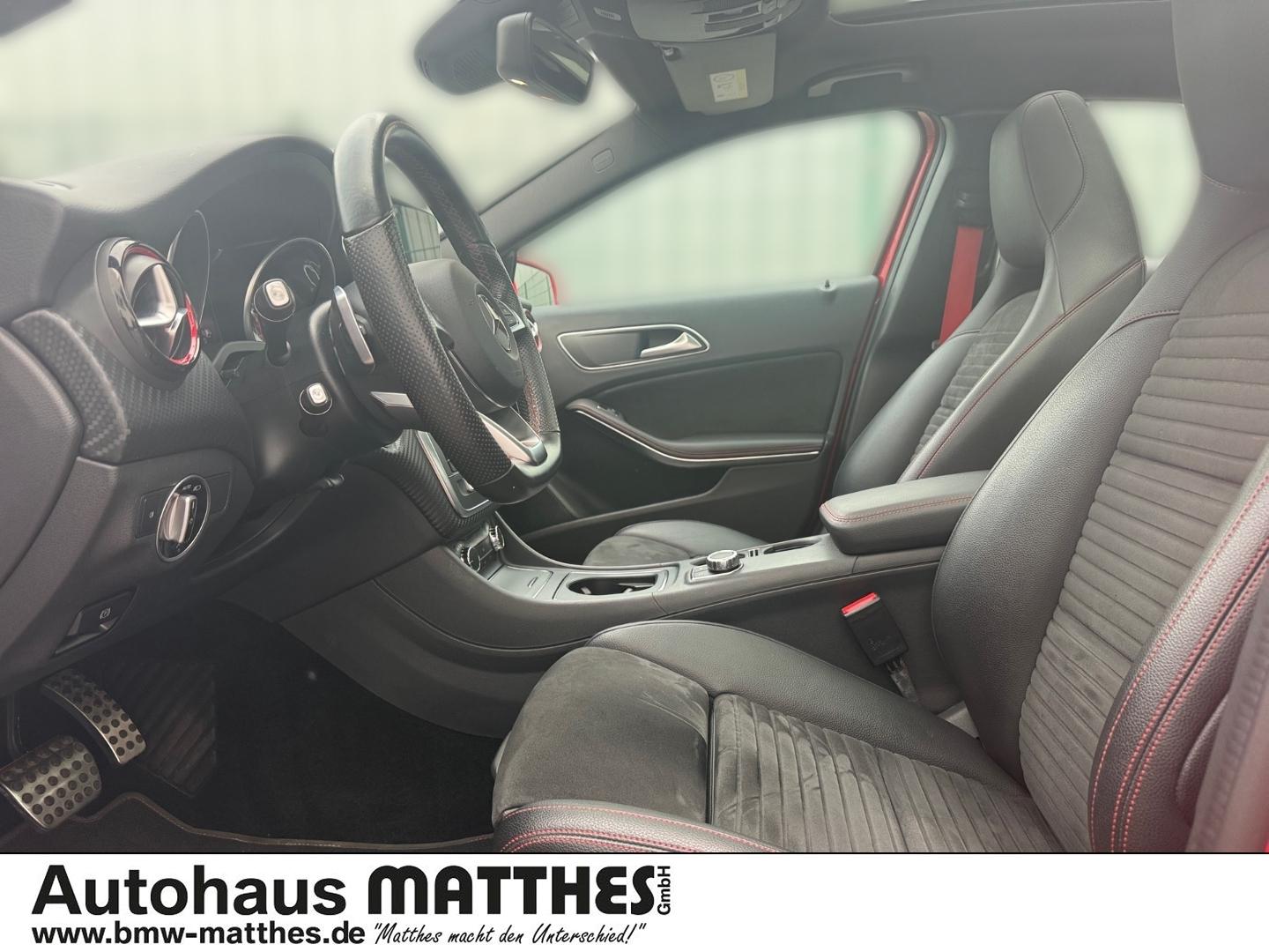 Mercedes-Benz A 250 Sport 4MATIC LED RFK PDC Pano Sitzheizung