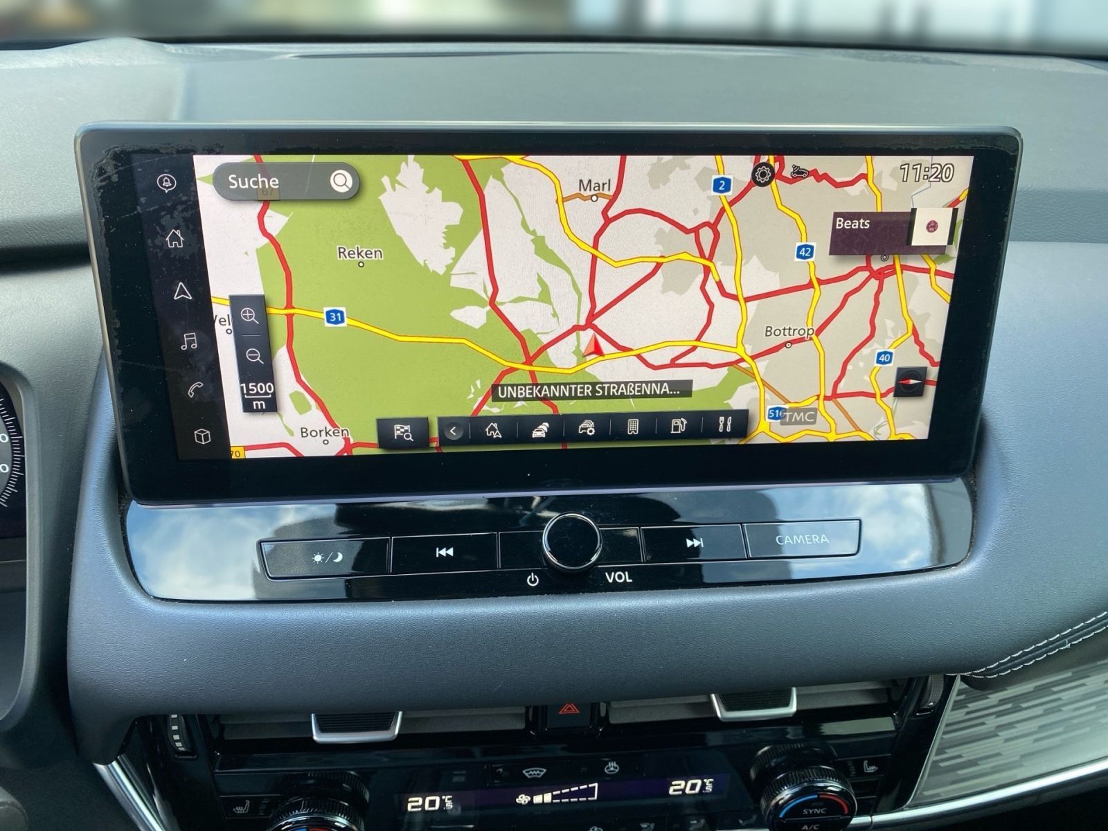 Fahrzeugabbildung Nissan Qashqai 1.3 DIG-T Automatik Tekna+ *Bose*Massage