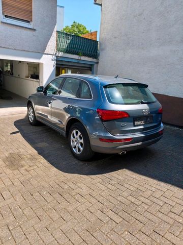 AUDI Audi Q5 2.0 TDI quattro, S Tronic, 1. Hand