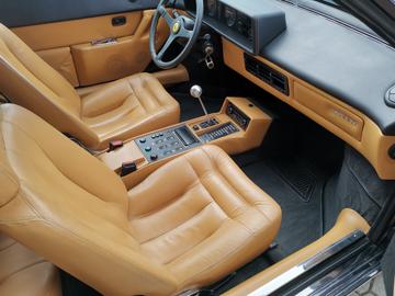 1985 Ferrari MONDIAL photo 8
