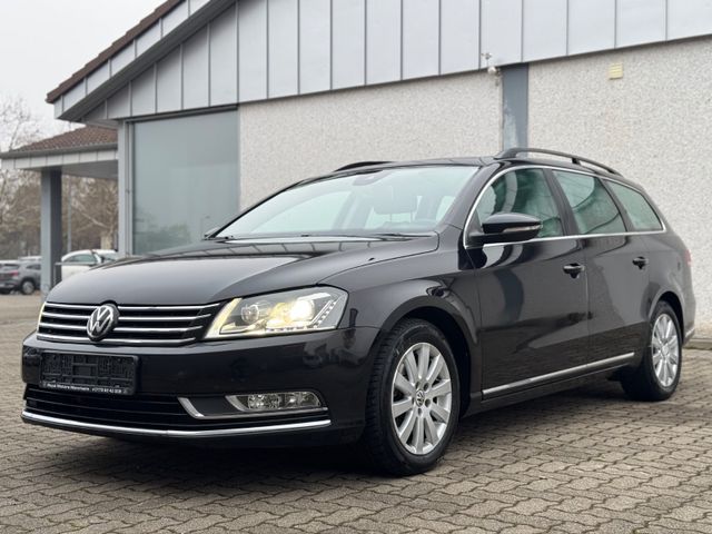 Volkswagen Passat Variant BlueMotion DSG*Pano*Led*SHZ*ACC