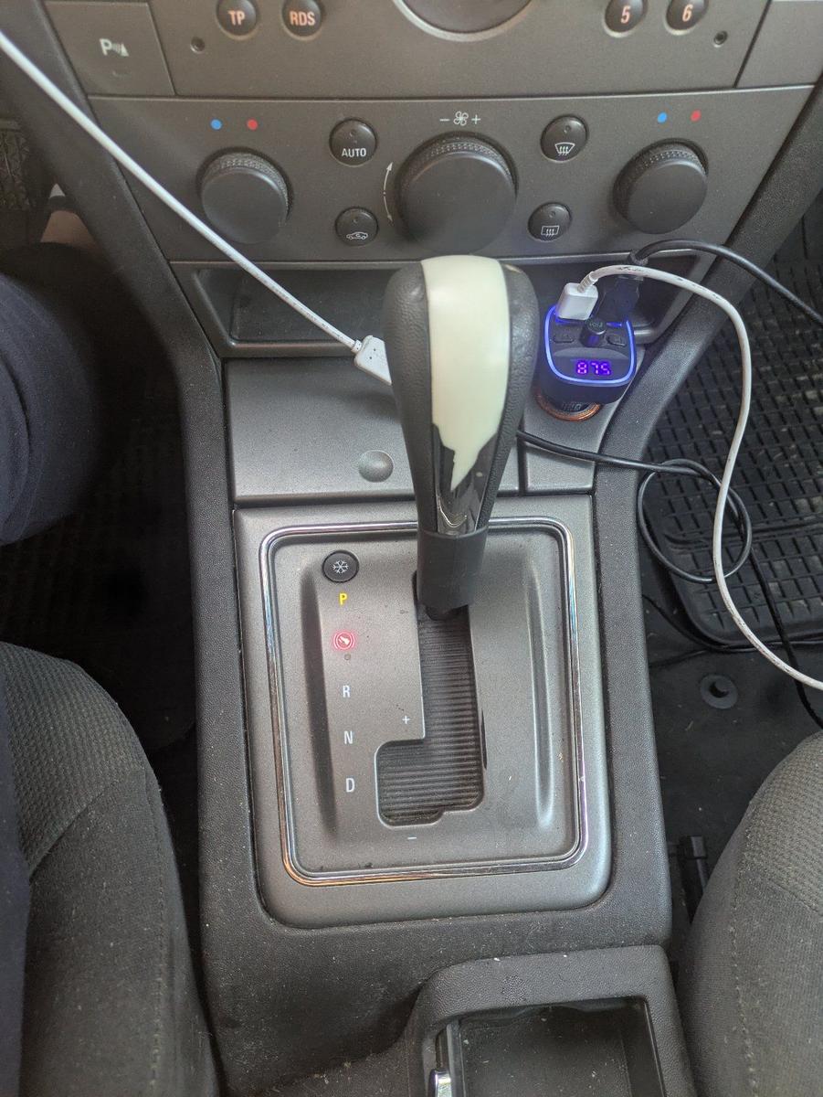 Opel Vectra 2004 — photo 10