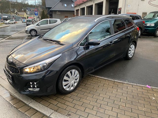 Kia cee'd / Ceed Sportwagen GT Line,Pano,Navi,R.K.1.