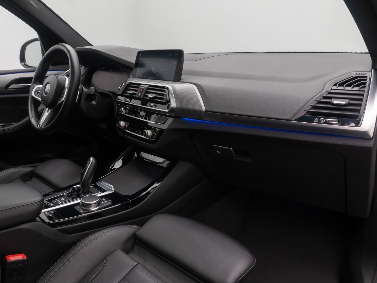 Fahrzeugabbildung BMW X3 xD20d M Sport HUD DAB HiFi Panorama 20Zoll