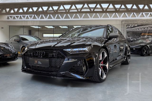 AUDI RS6 RS 6 Avant 4.0 TFSI quattro performance