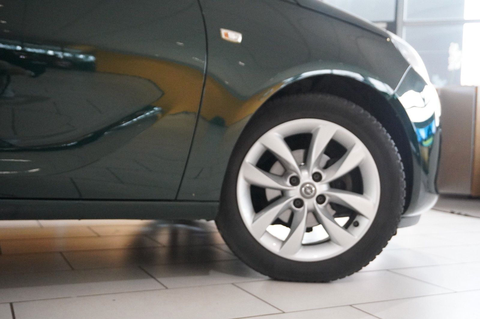 Fahrzeugabbildung Opel Adam 1.4 JAM NAVI/SHZ/PDC/KLIMA/LHZ/TEMP.