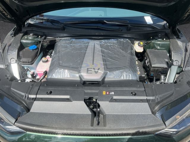 Fahrzeugabbildung Kia EV6 Basis 2WD Elektro 77,4 *WP*AIR*COM*ASS*SND*D