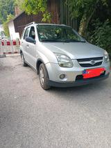 Suzuki Ignis 1,5 von einem Rentner gefahren - gebrauchte Suzuki Ignis aus dem Jahr 2004