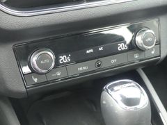 Fahrzeugabbildung Skoda Kamiq 1.5 TSI ACT DSG Style  *ACC*NAV*LED*PDC*