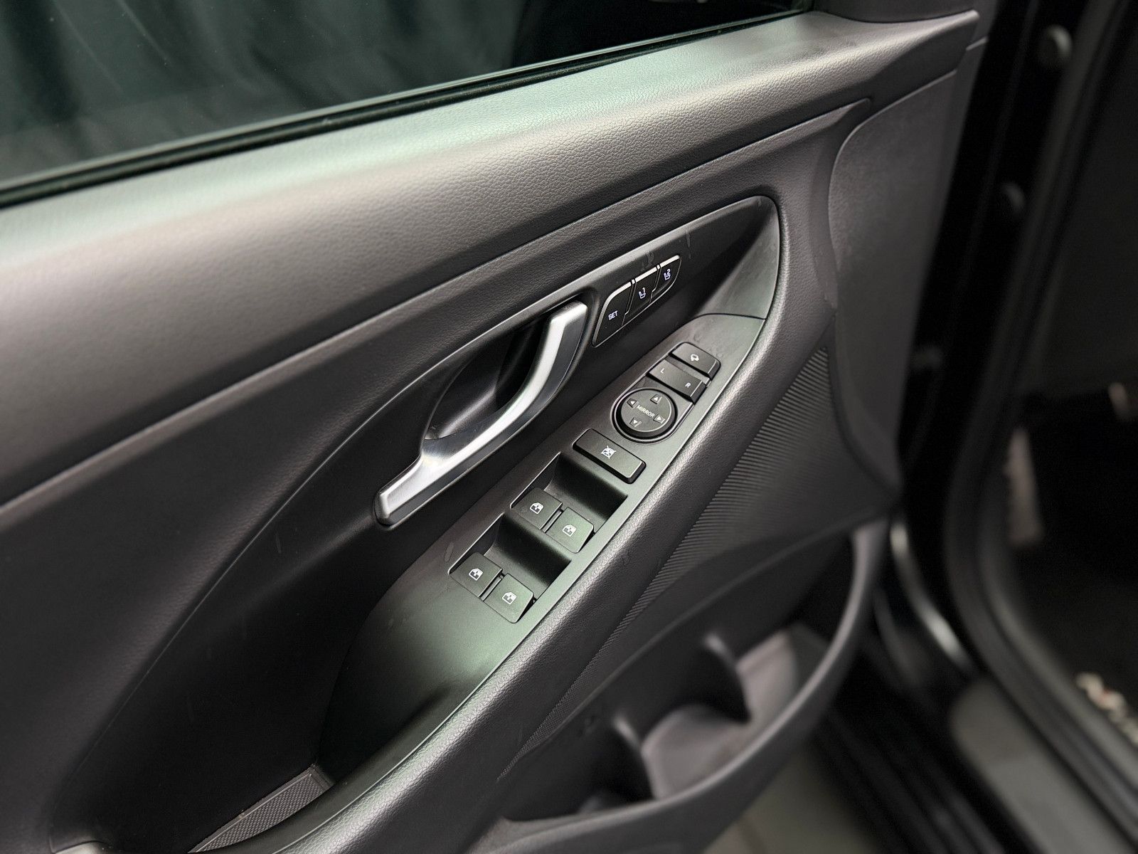 Fahrzeugabbildung Hyundai i30 N Line Mild-Hybrid |PANO|LED|VOLL