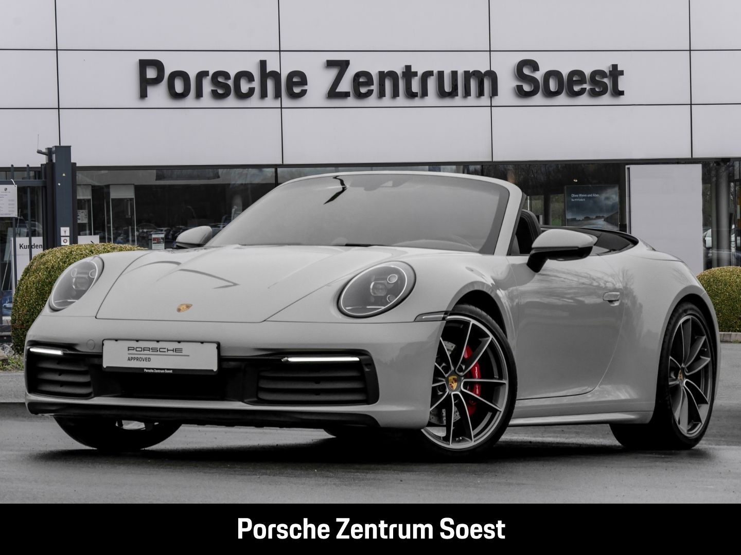 PORSCHE 992 Carrera 4S Cabriolet/Sport-Chrono/BOSE