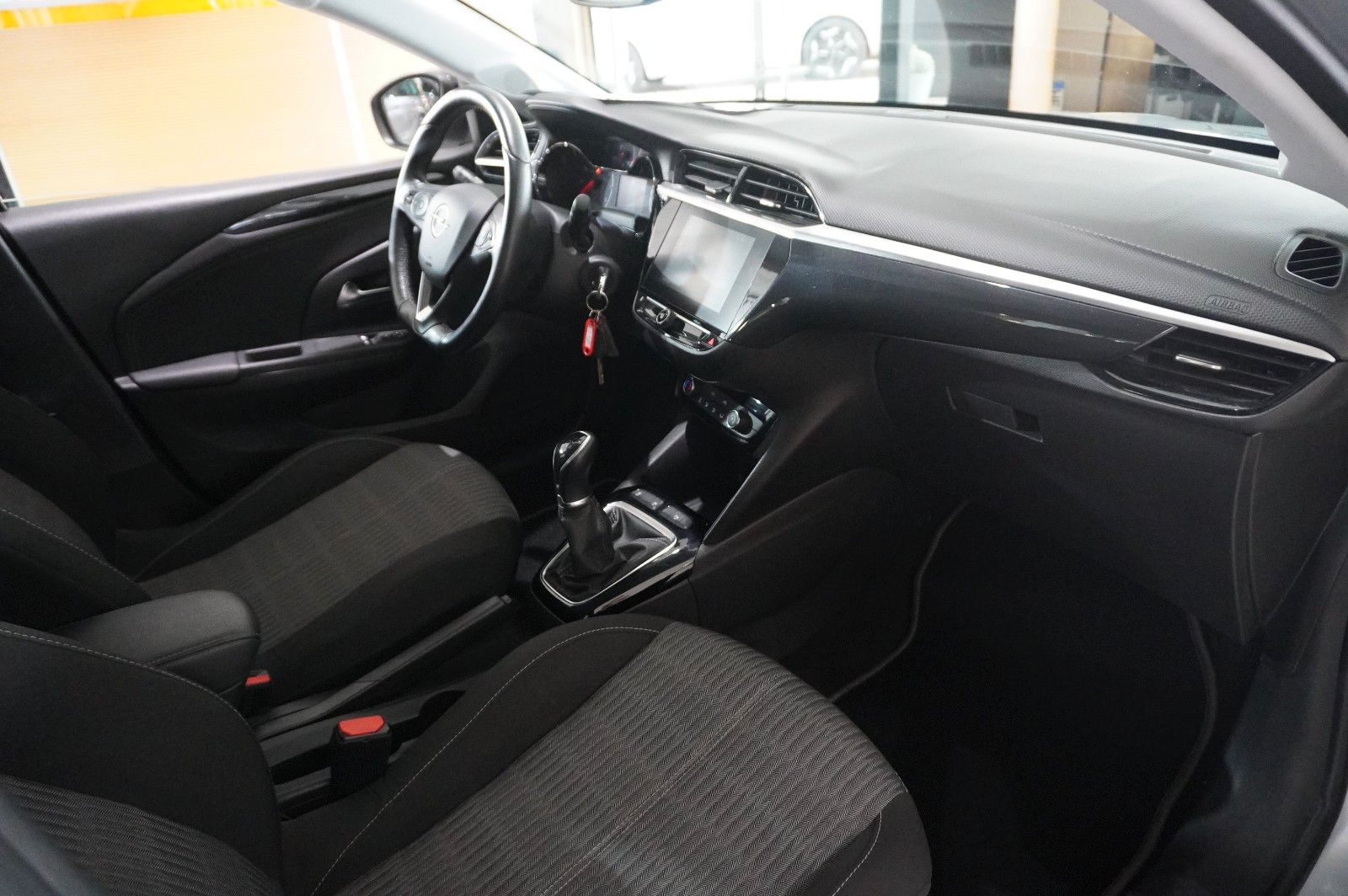 Fahrzeugabbildung Opel Corsa F 1.2 ELEGANCE NAVI/LED/TEMP./SPORT/DAB+