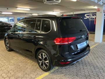 Fotografie des VW Touran 2,0l TDI DSG Highline