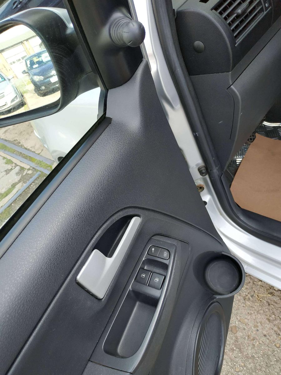 Fox 1.2 Basis/ TÜV NEU/ Klima/ Rückfahrkamera/ A – Bild 12