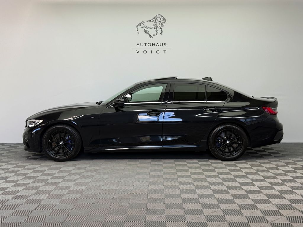 Image of BMW 330