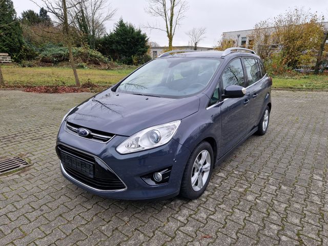 Ford Grand C-Max Titanium X 2 Navi Xenon Kam Keyess