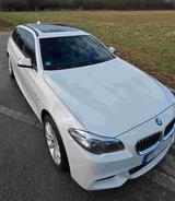BMW 530d xDrive Touring AHK HeadUp Panoramadach - BMW 530 aus 2016