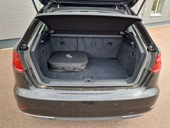 Fahrzeugabbildung Audi A3 Sportback 40 e-tron LED NAVI+ SHZ PDC