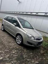 Opel Zafira, sieben Sitzer - Opel Zafira Gebrauchtwagen in Freiburg