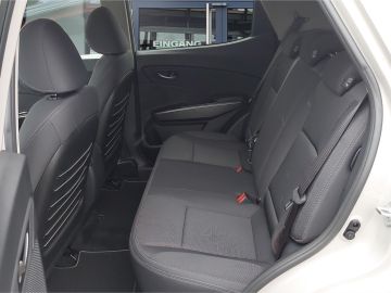 KGM Tivoli ESSENTIAL 1.5 MT NaviCarPlayRFKDABSHZ