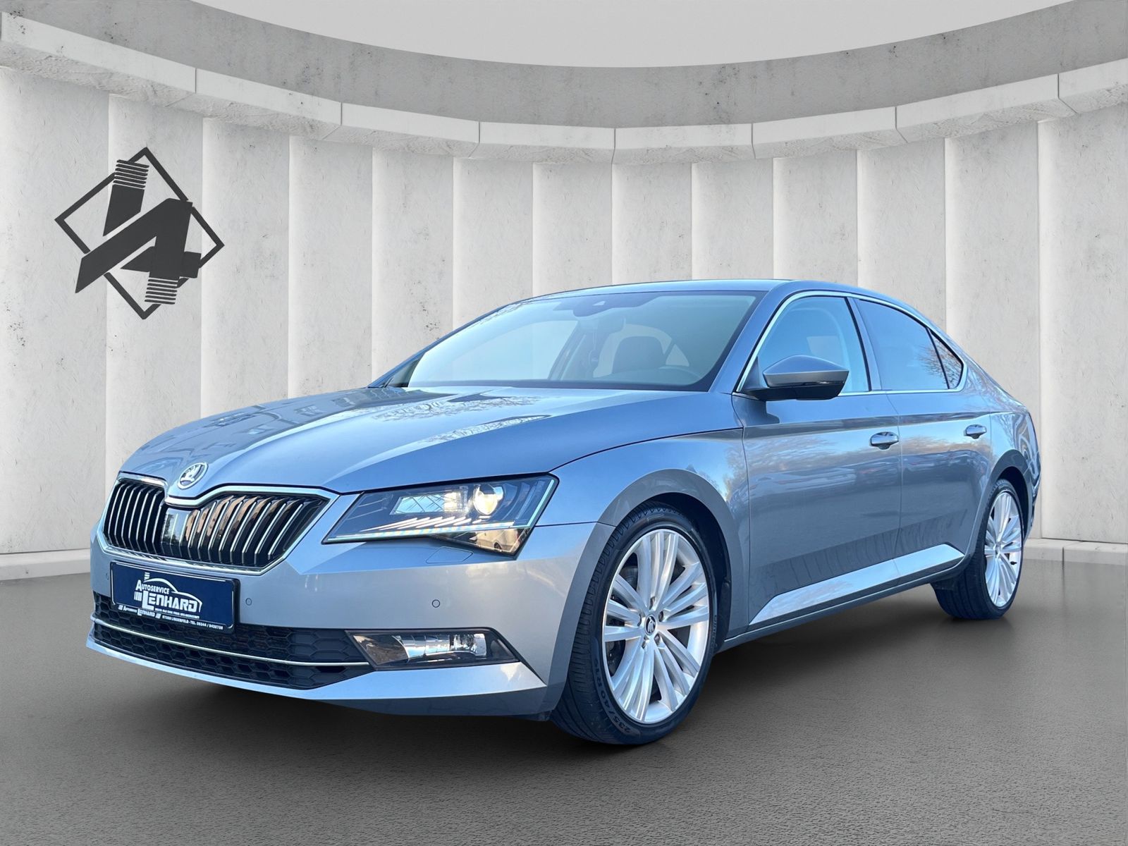 Fahrzeugabbildung SKODA Superb 2.0 TDI*DSG*SHZ*PDC*AHK*Navi*Leder*