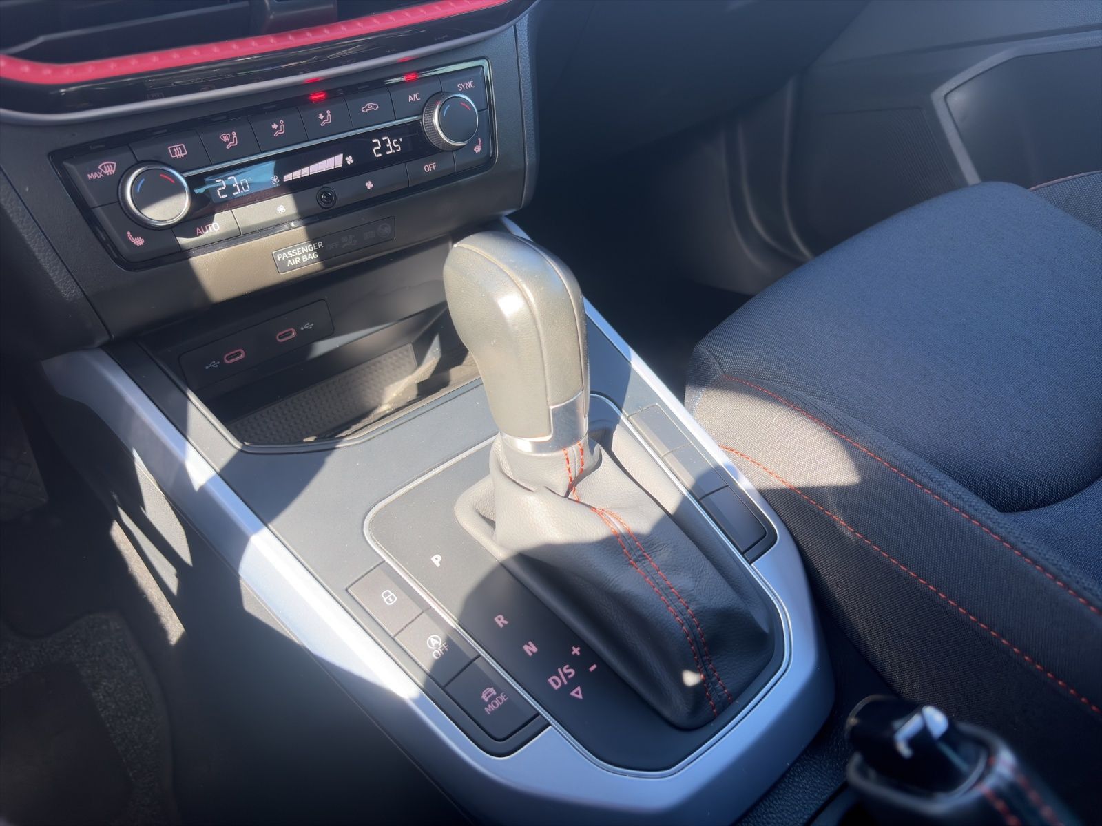 Seat Arona - Bild 15