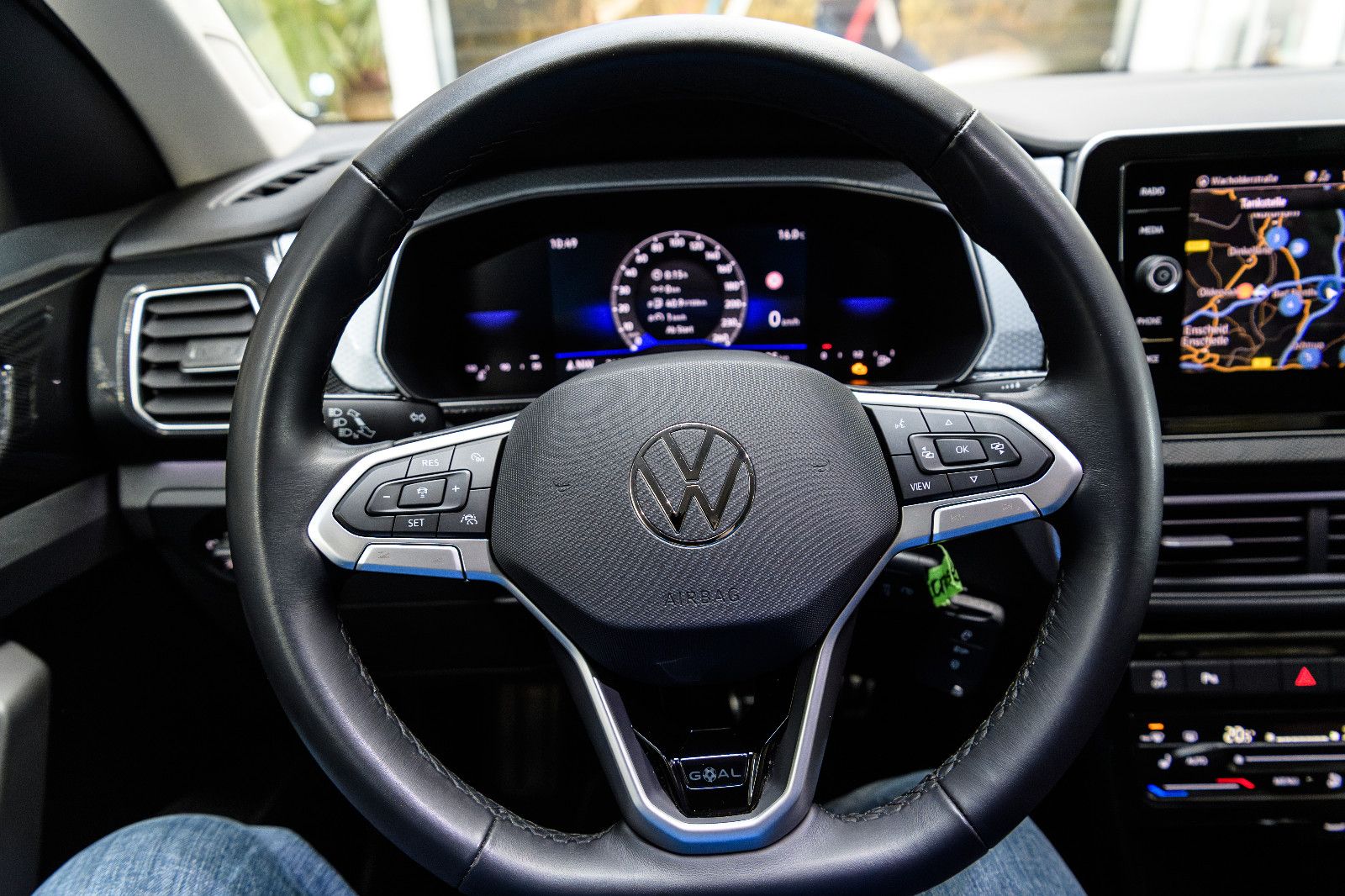 Fahrzeugabbildung Volkswagen T-Cross 1.0 TSI Goal +NAVI +LED