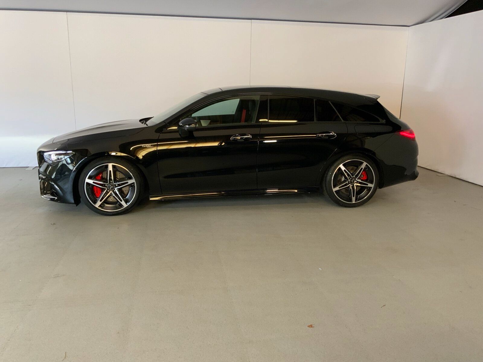 Mercedes-Benz CLA 45 S AMG 4M SB Pano Night DISTRO 360Kam +++ imagem 3