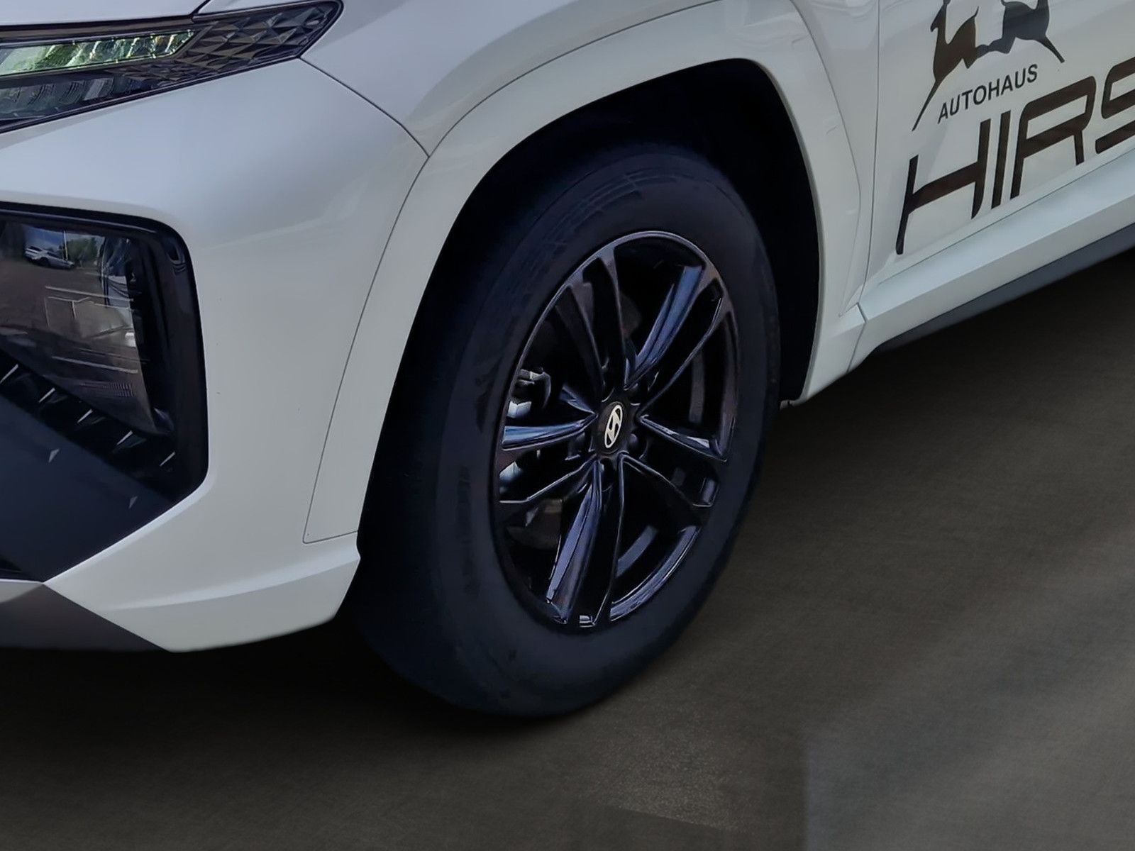Fahrzeugabbildung Hyundai TUCSON 1.6 T-GDI 180PS 7-DCT 4WD N LINE ASSI+