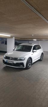 Volkswagen VW Tiguan 2.0 TDI / Rline/DSG/4 Motion/Pan... - Volkswagen Tiguan mit Diesel-Antrieb: Limousine