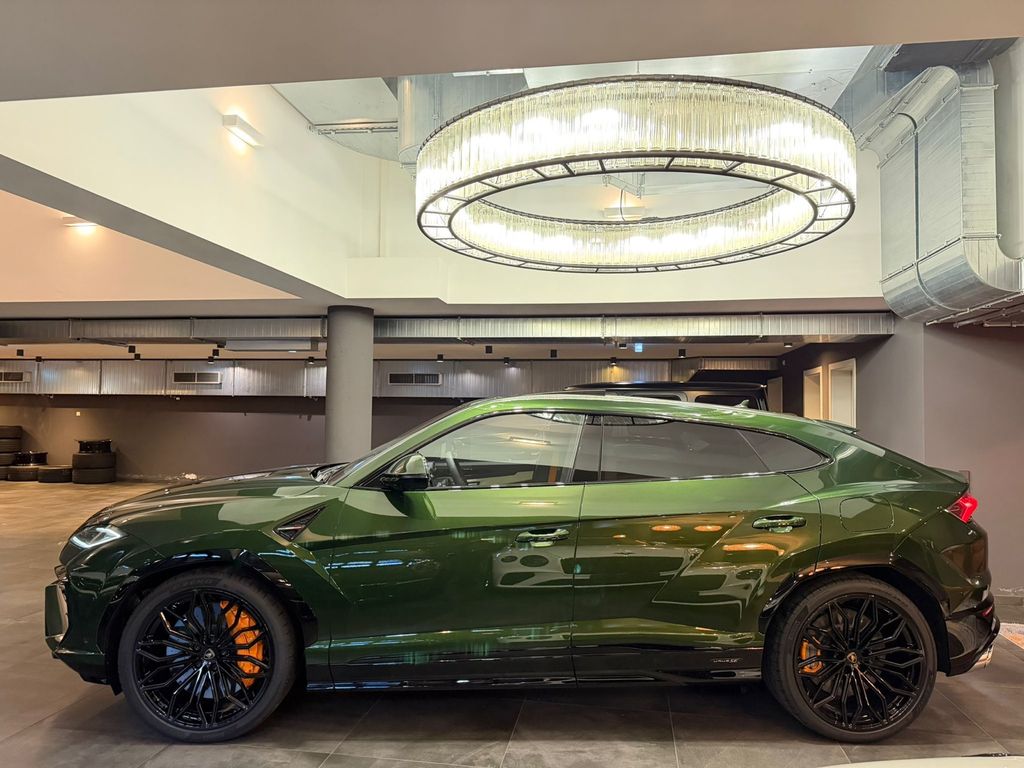 Image of Lamborghini Urus