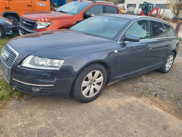 Audi A6 3.0 TDI (DPF)Qwattro, Motor laufen normal