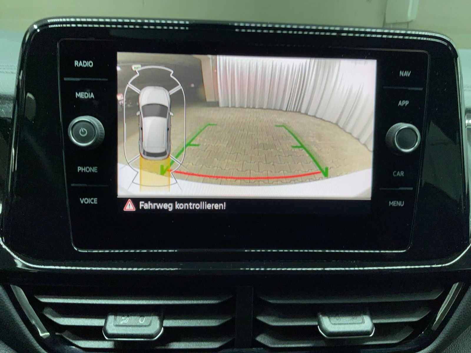 Volkswagen T-Roc - Bild 18