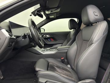 صورة 8 لـ 2023 BMW M240I