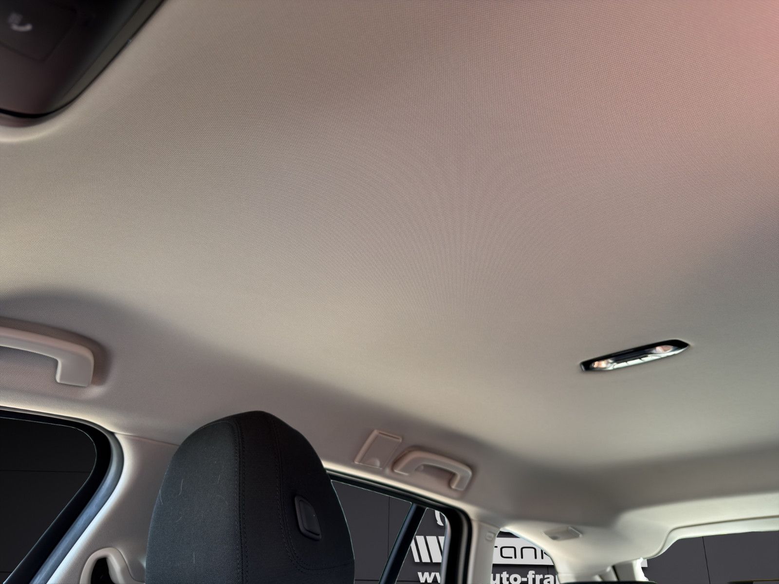 Fahrzeugabbildung BMW 318/1.Hand/Apple/Szhzg/DAB/LED/Klimaauto/LiveCoc