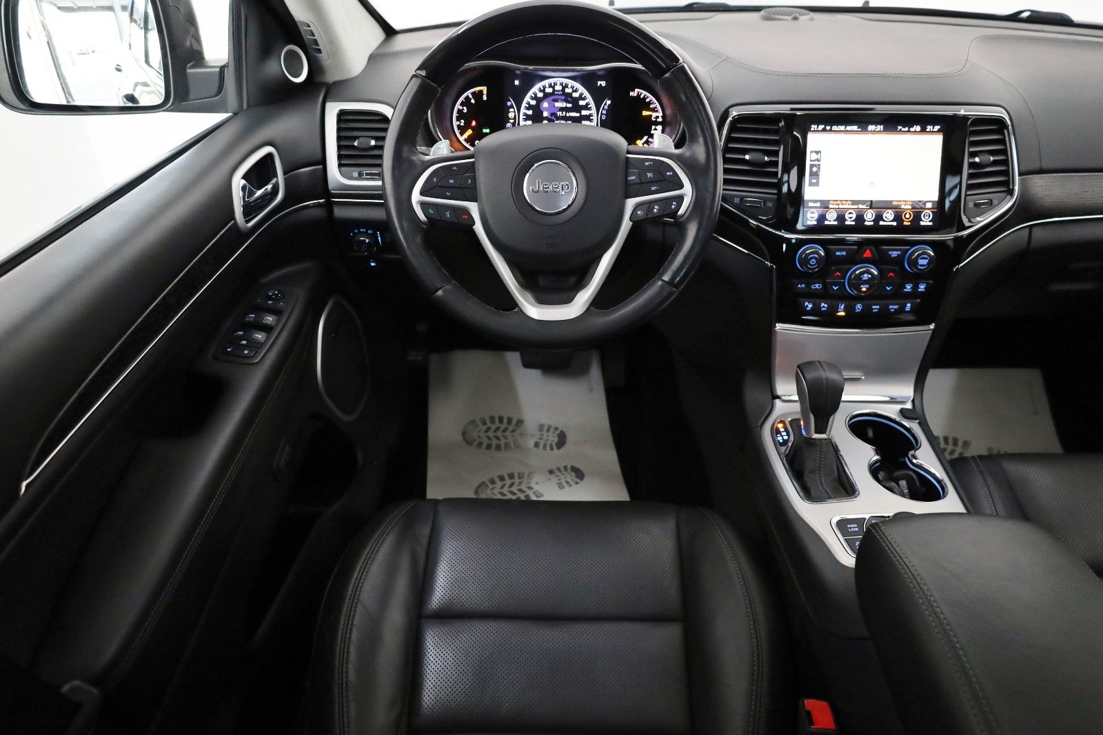 Fahrzeugabbildung Jeep Grand Cherokee 3.0CRD Summit Leder,Navi,Panorama